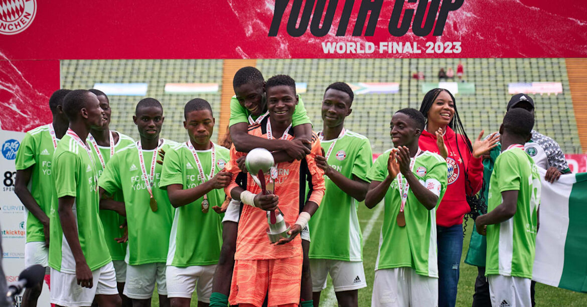 231021-fcbayern-youth-cup-winner-nigeria-fcb